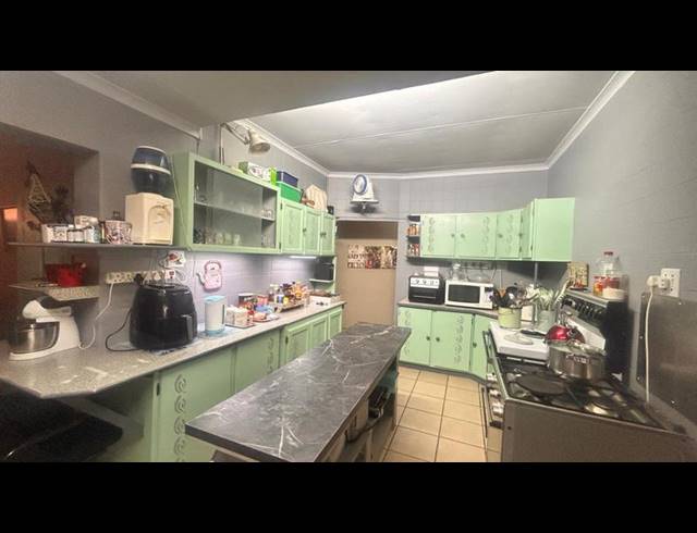 3 BEDROOM HOUSE FOR SALE IN MEYERVILLE